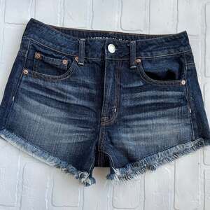 American Eagle Dark Wash High Rise Festival Cutoff Shorts -sz 2